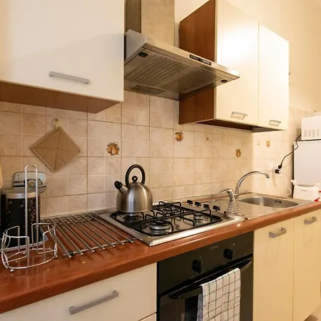 Giulio Cesare Imperatore アパート ローマ